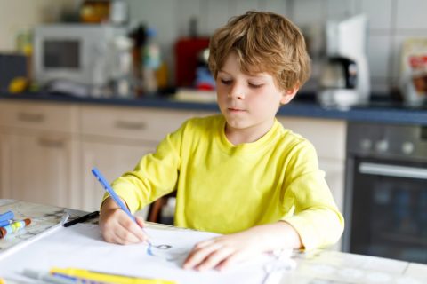 3 conseils pour aider votre enfant à améliorer son écriture